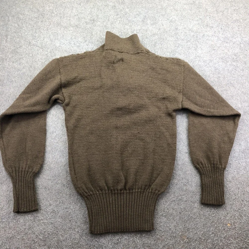 Unbranded vintage military